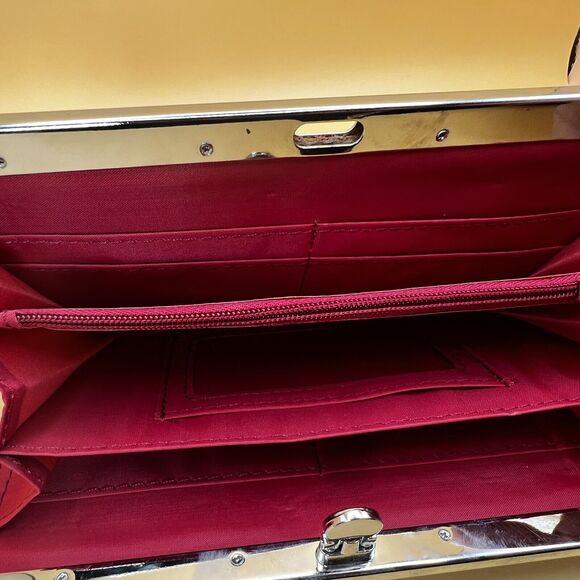 Women's Slim Vintage Faux Crocodile Wallet Mint Condition 1970's w/ 9 Card Slots - Picture 6 of 15